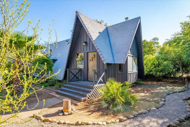 1289 Arizona Street, Redding, CA 96002