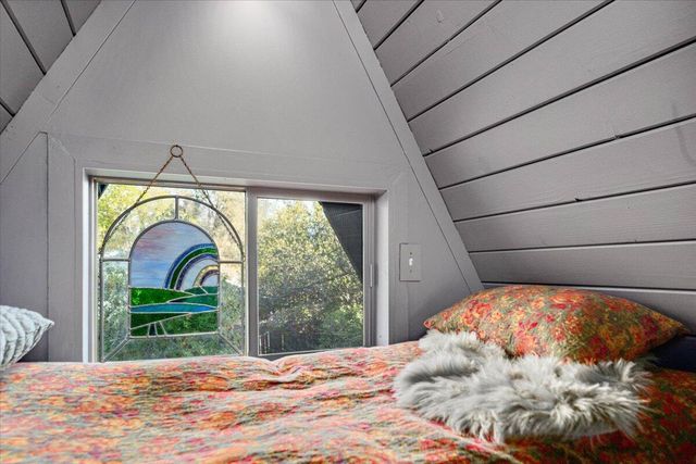 1289 Arizona Street, Redding, CA 96002