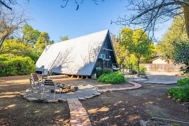 1289 Arizona Street, Redding, CA 96002