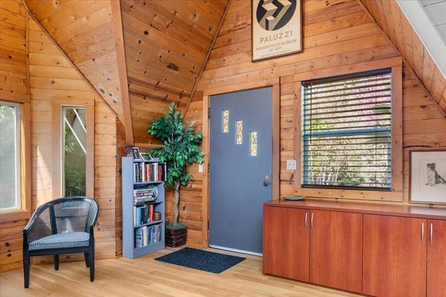 1289 Arizona Street, Redding, CA 96002