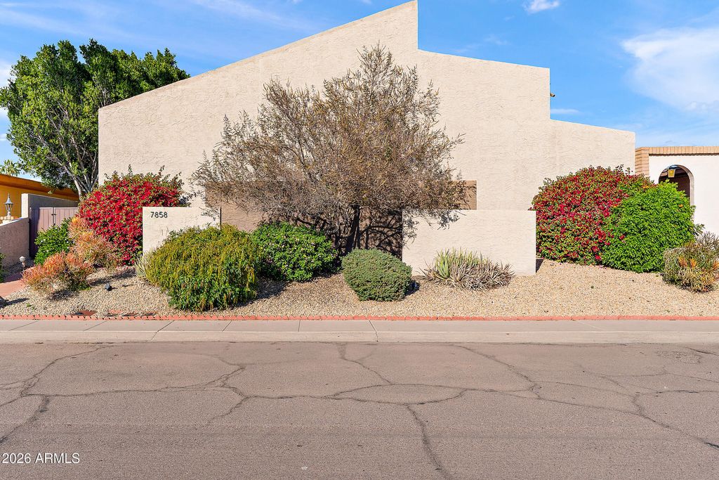 7858 E GLENROSA Avenue 2, Scottsdale, AZ 85251 — exterior
