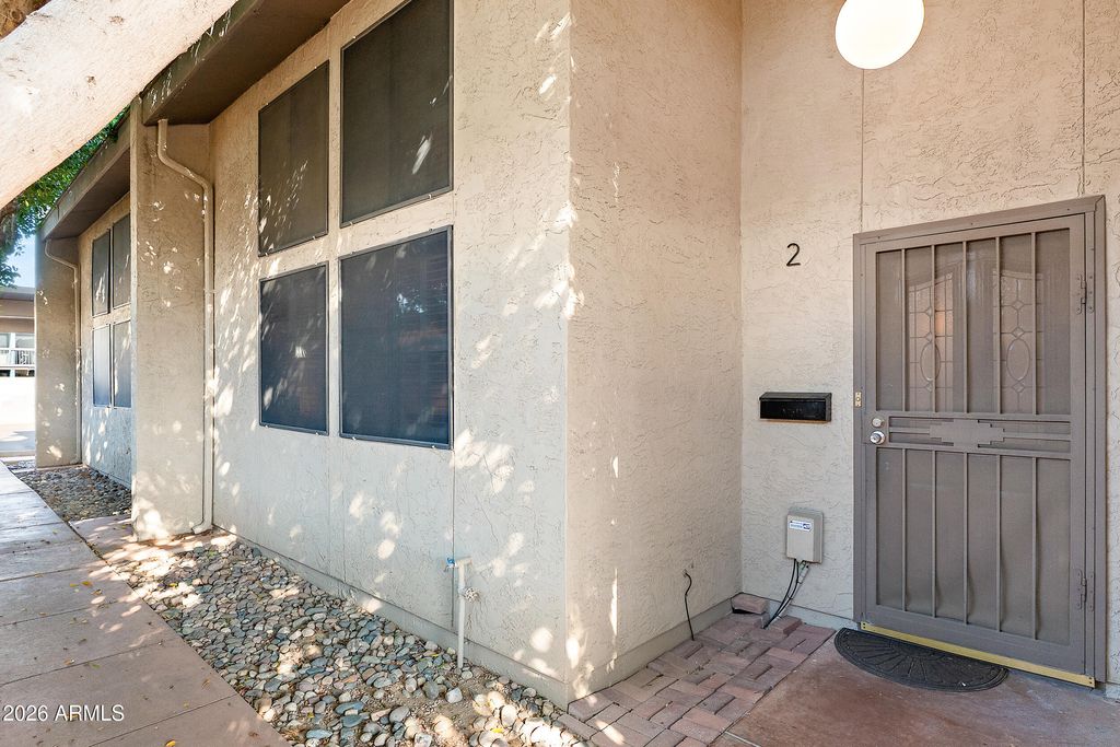 7858 E GLENROSA Avenue 2, Scottsdale, AZ 85251 — photo 2