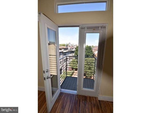 808 N 4TH ST, Philadelphia, PA 19123