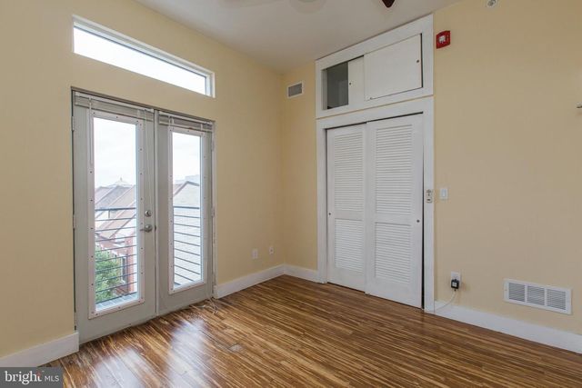 808 N 4TH ST, Philadelphia, PA 19123