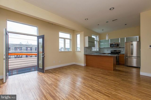 808 N 4TH ST, Philadelphia, PA 19123