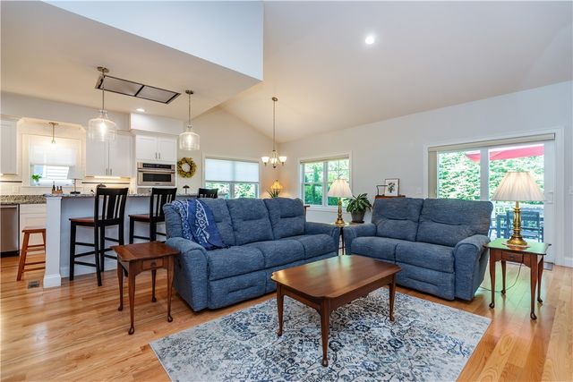 1 Hampton Road 27, Coventry, RI 02816