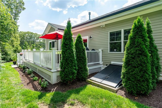 1 Hampton Road 27, Coventry, RI 02816