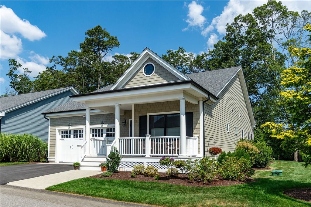 1 Hampton Road 27, Coventry, RI 02816