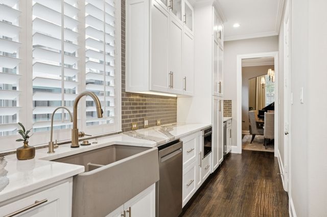 6824 Thorntree Drive, Mckinney, TX 75072