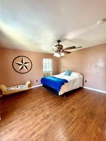 2513 NW 26th Street, Fort Worth, TX 76106