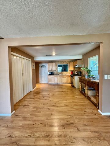 2513 NW 26th Street, Fort Worth, TX 76106