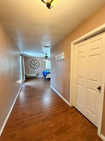 2513 NW 26th Street, Fort Worth, TX 76106