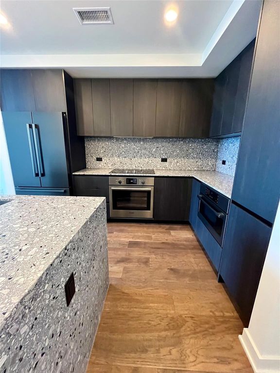 84 East Ave 1502, Austin, TX 78701