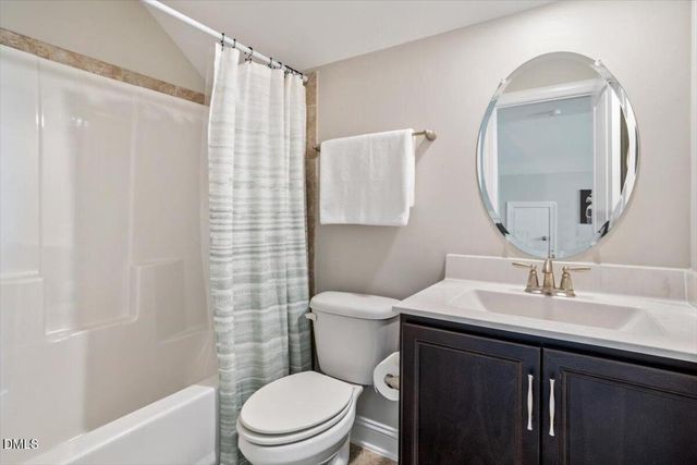 3301 Salters Lake Way, Fuquay Varina, NC 27526