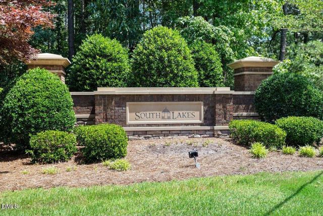 3301 Salters Lake Way, Fuquay Varina, NC 27526