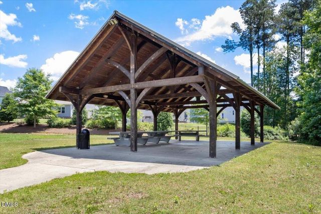 3301 Salters Lake Way, Fuquay Varina, NC 27526