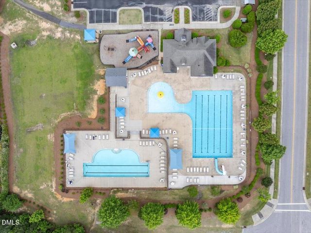 3301 Salters Lake Way, Fuquay Varina, NC 27526