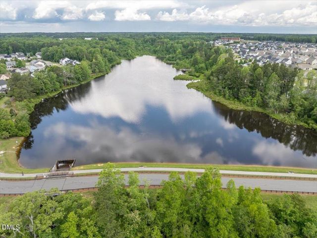 3301 Salters Lake Way, Fuquay Varina, NC 27526