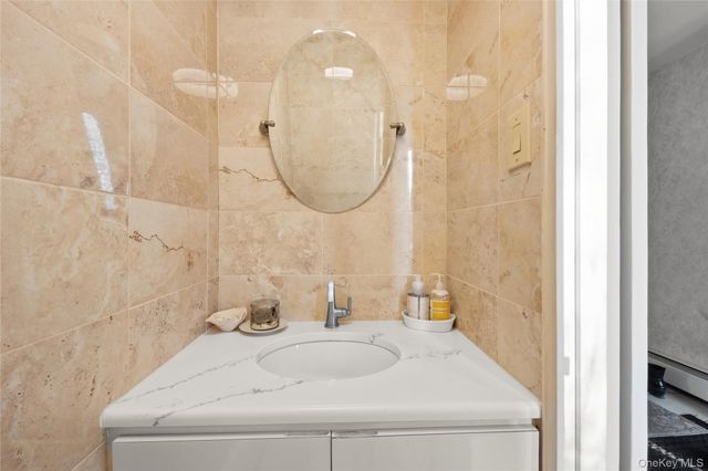 1981 Cynthia Lane, Merrick, NY 11566