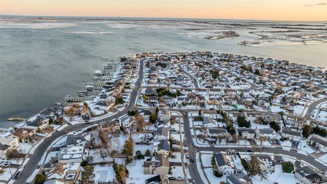 1981 Cynthia Lane, Merrick, NY 11566