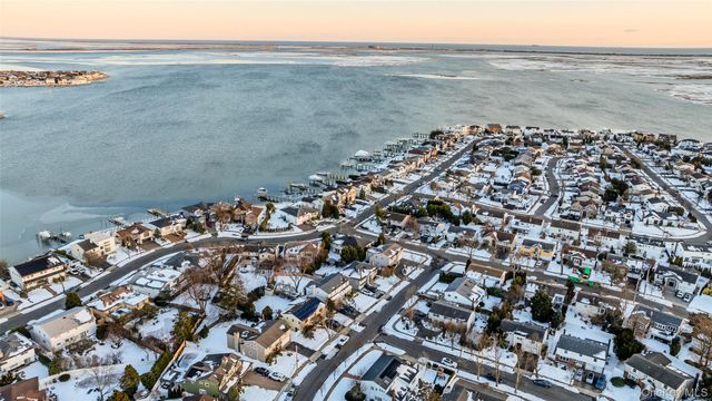 1981 Cynthia Lane, Merrick, NY 11566