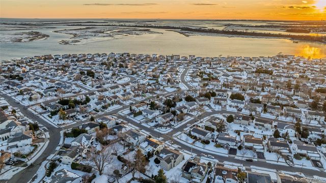 1981 Cynthia Lane, Merrick, NY 11566