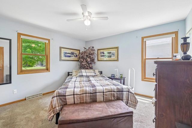 6 Weir Circle, Madison, WI 53719