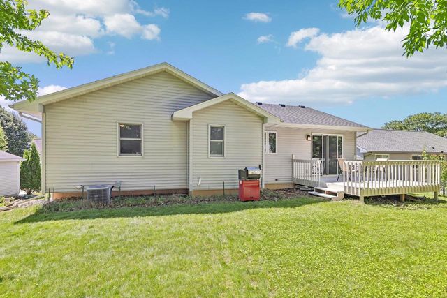 6 Weir Circle, Madison, WI 53719