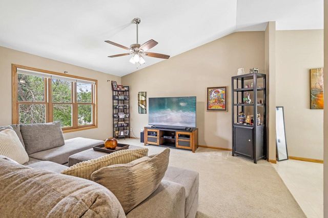 6 Weir Circle, Madison, WI 53719