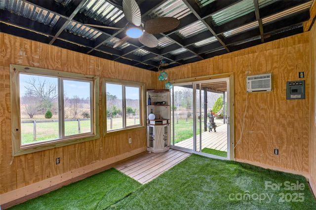 1183 Sandy Plains Road, Tryon, NC 28782