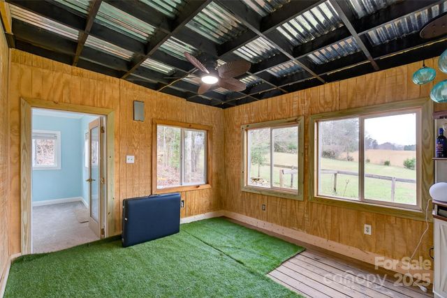 1183 Sandy Plains Road, Tryon, NC 28782