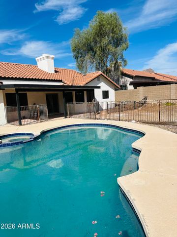 817 E ACOMA Drive, Phoenix, AZ 85022