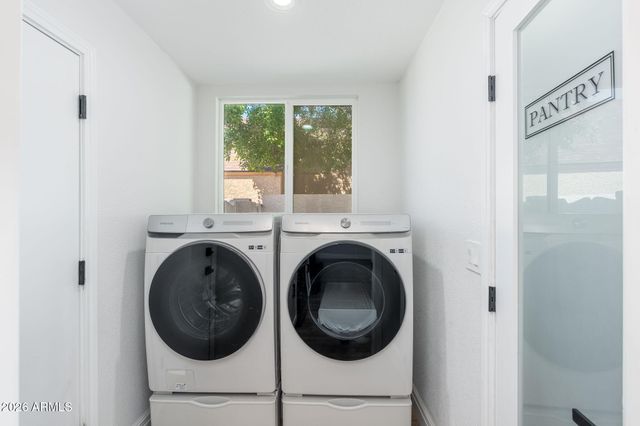 1411 E DAVA Drive, Tempe, AZ 85283