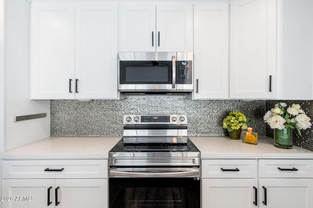 1411 E DAVA Drive, Tempe, AZ 85283