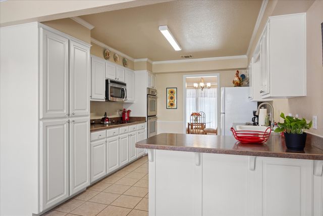 1214 Chaparral Lane, Granbury, TX 76048