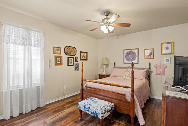 1214 Chaparral Lane, Granbury, TX 76048