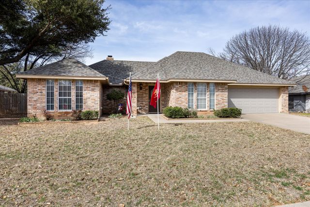 1214 Chaparral Lane, Granbury, TX 76048