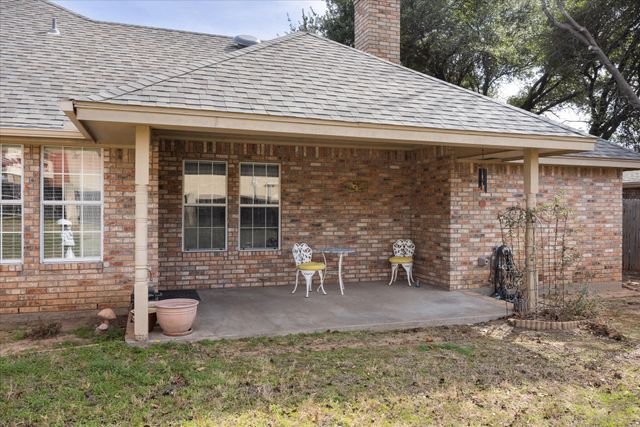 1214 Chaparral Lane, Granbury, TX 76048