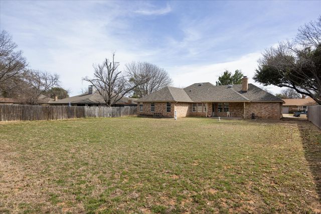 1214 Chaparral Lane, Granbury, TX 76048