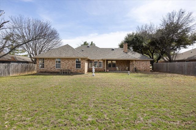 1214 Chaparral Lane, Granbury, TX 76048