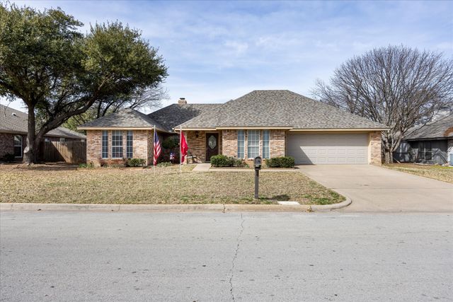 1214 Chaparral Lane, Granbury, TX 76048