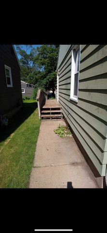 817 33rd Avenue N, Saint Cloud, MN 56303