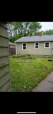 817 33rd Avenue N, Saint Cloud, MN 56303