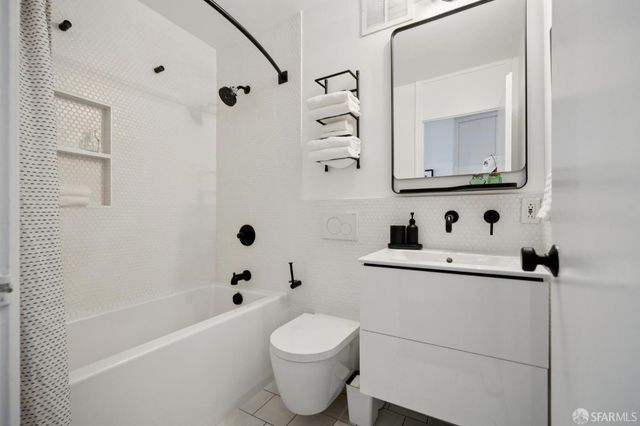 1001 Pine Street 801, San Francisco, CA 94109