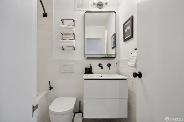 1001 Pine Street 801, San Francisco, CA 94109