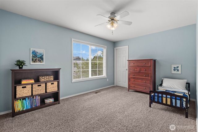 23412 SE 260th Court, Maple Valley, WA 98038