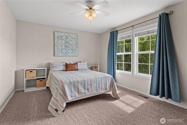 23412 SE 260th Court, Maple Valley, WA 98038
