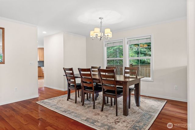 23412 SE 260th Court, Maple Valley, WA 98038