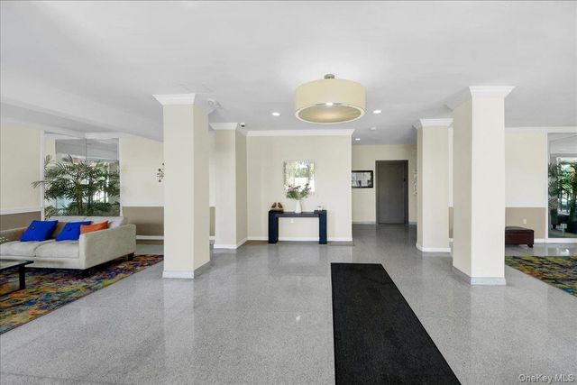 370 Westchester Avenue 3M, Port Chester, NY 10573