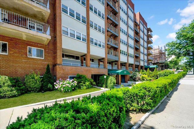 370 Westchester Avenue 3M, Port Chester, NY 10573